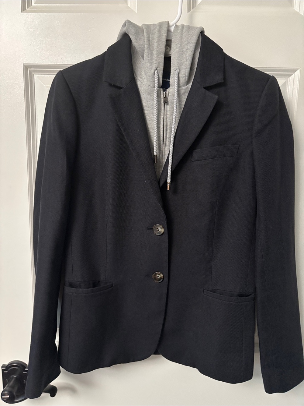 EUC [495€] Faconnable Navy Blazer with Grey Hood Insert. Size 4.